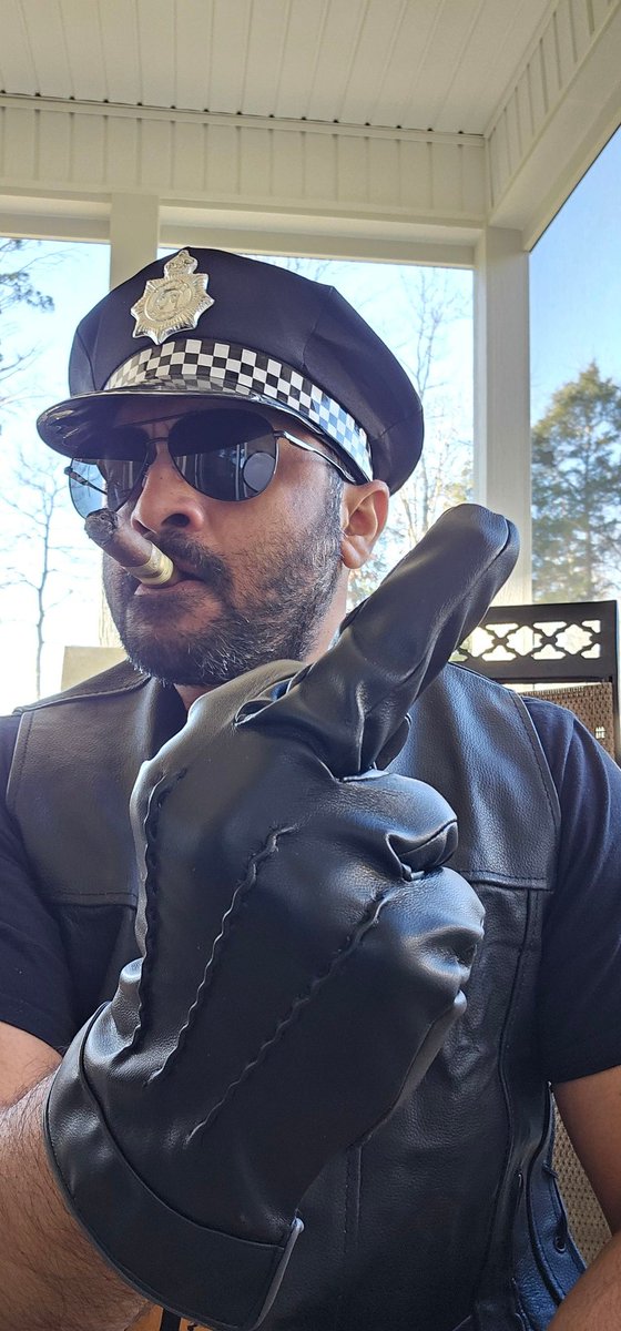 FootKingAmar's tweet photo. Lick and suck my Leather Finger, slave 

https://t.co/rAoW8n20WP https://t.co/hSLTTG5wot