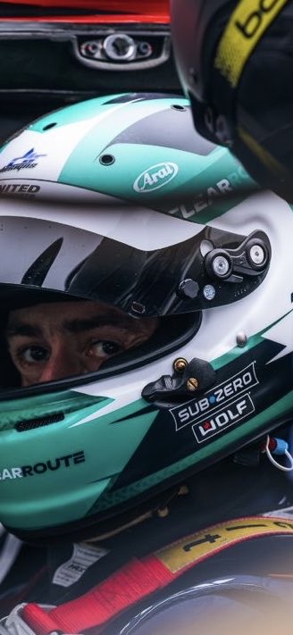 Winner in 24 hour Daytona ⁦<a href="/PaulDiResta/">Paul Di Resta</a>⁩ 👏👏👏