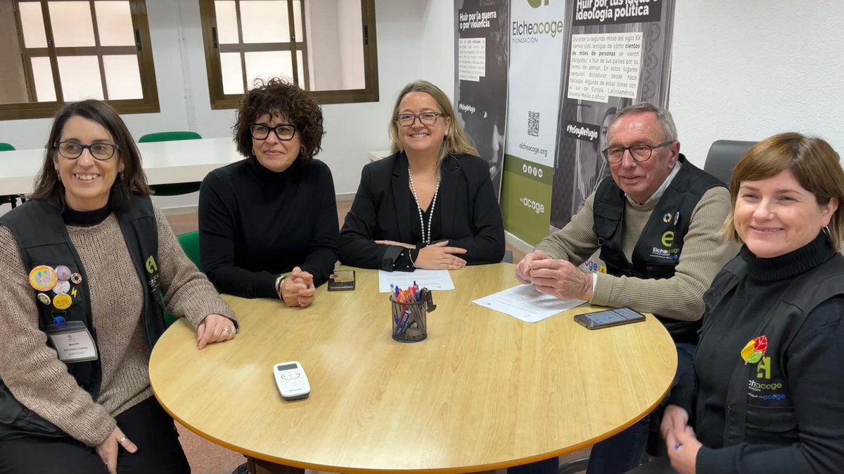 🤝💧 Renovamos nuestra colaboración con <a href="/Elcheacoge/">Fundación Elche Acoge</a>, apoyando la integración y convivencia intercultural de personas migrantes en Elche. Este año, nos enfocamos en la formación sobre el agua y en fomentar la convivencia intercultural. 💧🌍

 #AigüesDElx #Integración #Solidaridad