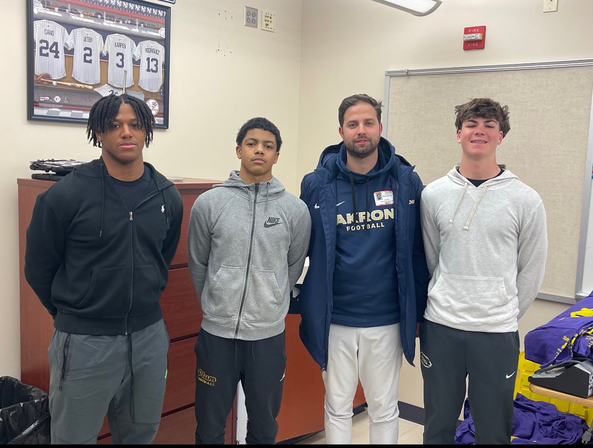 Tyler Baleno (@tybaleno) on Twitter photo Thank you Coach <a href="/RMatviko/">Ryan Matviko</a> and <a href="/ZipsFB/">Akron Football</a> for visiting today! I’m looking forward to attend spring practice and look at the facilities! Can’t wait!
<a href="/pitt75panther/">Matt Morgan</a> <a href="/CoachReed_UA/">Kresean Reed Sr.</a> <a href="/ajs909/">AJ</a> <a href="/jyoungy_10/">JY</a> @EatTeam_ <a href="/412Elite_7v7FB/">412elite_7v7FB</a> <a href="/BOB_Performance/">B.o.BPerformance</a> <a href="/coachwil_412/">Ball So Hard</a> <a href="/WPIAL_Insider/">WPIAL Insider</a> Thank you Coach <a href="/RMatviko/">Ryan Matviko</a> and <a href="/ZipsFB/">Akron Football</a> for visiting today! I’m looking forward to attend spring practice and look at the facilities! Can’t wait!
<a href="/pitt75panther/">Matt Morgan</a> <a href="/CoachReed_UA/">Kresean Reed Sr.</a> <a href="/ajs909/">AJ</a> <a href="/jyoungy_10/">JY</a> @EatTeam_ <a href="/412Elite_7v7FB/">412elite_7v7FB</a> <a href="/BOB_Performance/">B.o.BPerformance</a> <a href="/coachwil_412/">Ball So Hard</a> <a href="/WPIAL_Insider/">WPIAL Insider</a>