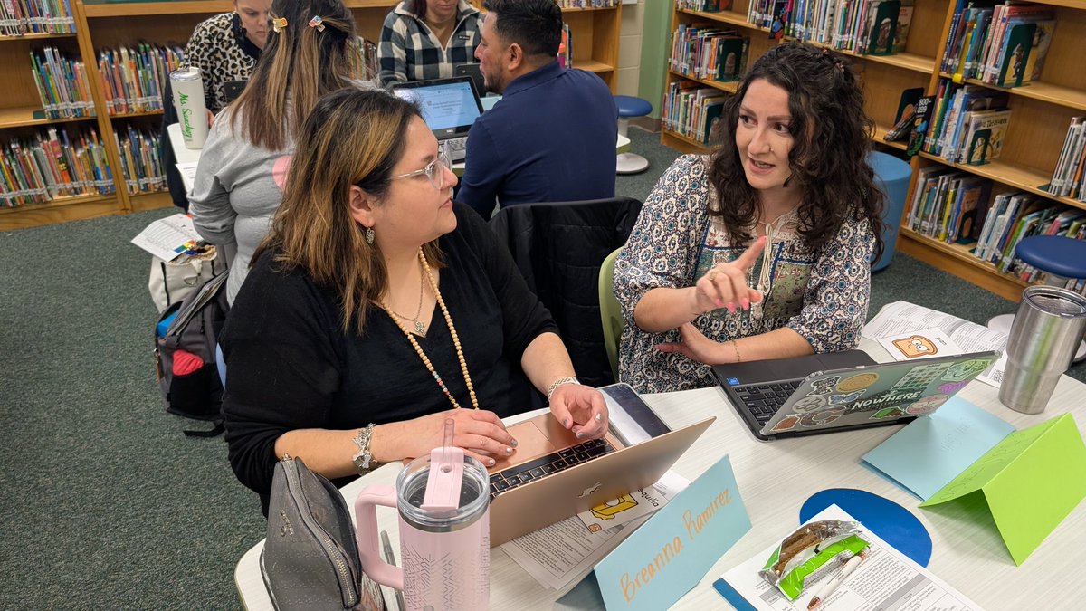 NisdBILESL's tweet image. 📣 🔥Amazing day of learning with Kinder and 1st grade ESL teachers today! Teachers were busy collaborating and brainstorming how to integrate CBLI into their lessons. Thank you @NISDMead for hosting us! #ESLteachers #multicultural @maestrarawls @JuliaBen_NISD @EducaBilingual