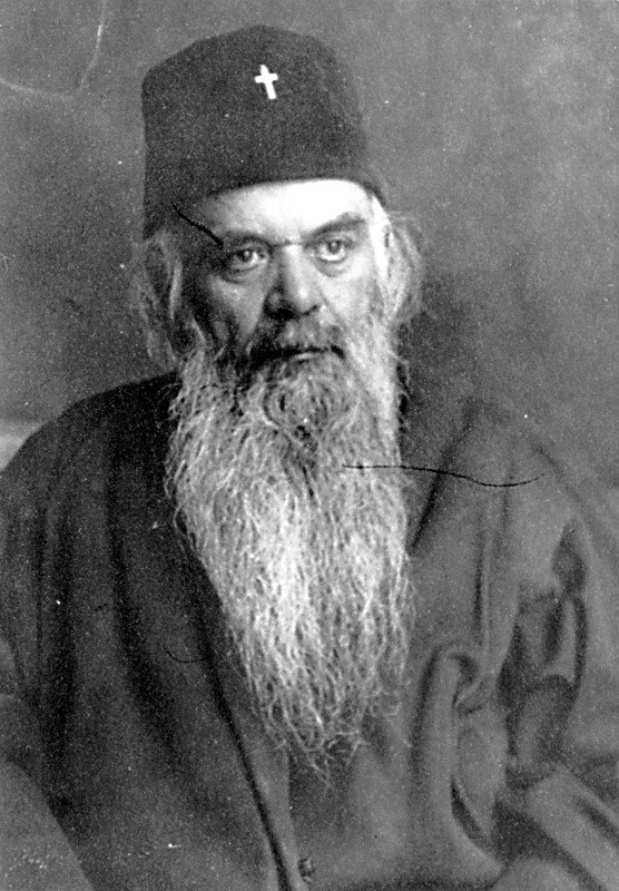 „Као што се свећа од свеће пали, тако и добро дело од доброг дела!”

Свети владика Николај Велимировић