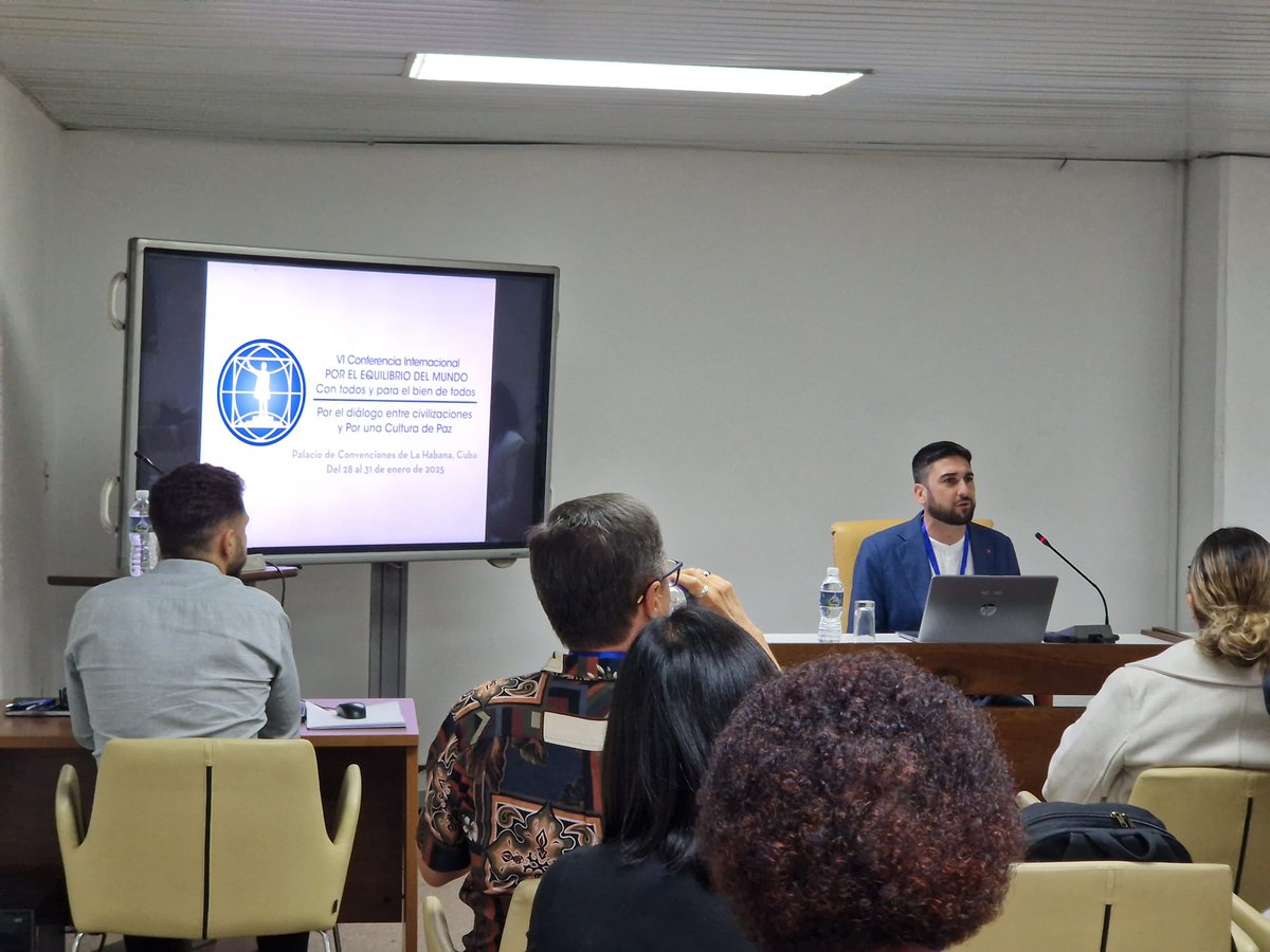 Educación y Derechos Humanos en el Siglo XXI: El combate al analfabetismo y la incultura a través del programa 'Yo, Sí Puedo' en Sevilla (España).

<a href="/EquilibrioForo/">Por el Equilibrio del Mundo</a>