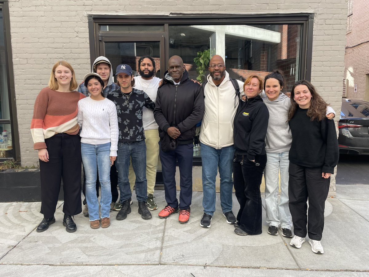 MRFIVEINC's tweet image. I’ve been traveling for the past two weeks..
 🤔… it may not have been the best idea to miss two weeks of dialysis Treatment. But… in my Defence people took time, traveled &amp;amp; I organized a whole film crew. Who would I be to not show up ?🤷🏽‍♂️
#ArchitectureOfMemory