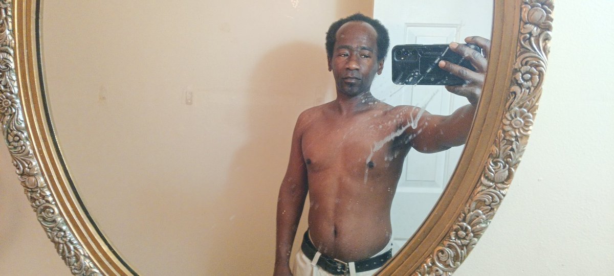 Quentin2Moore13's tweet image. Now I have an only friends account