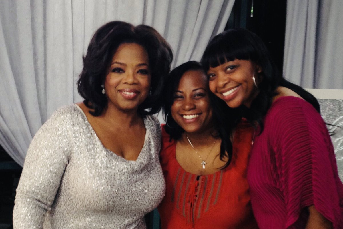 Wishing #OprahWinfrey a happy 71st birthday 🎁🎈🎉🎂