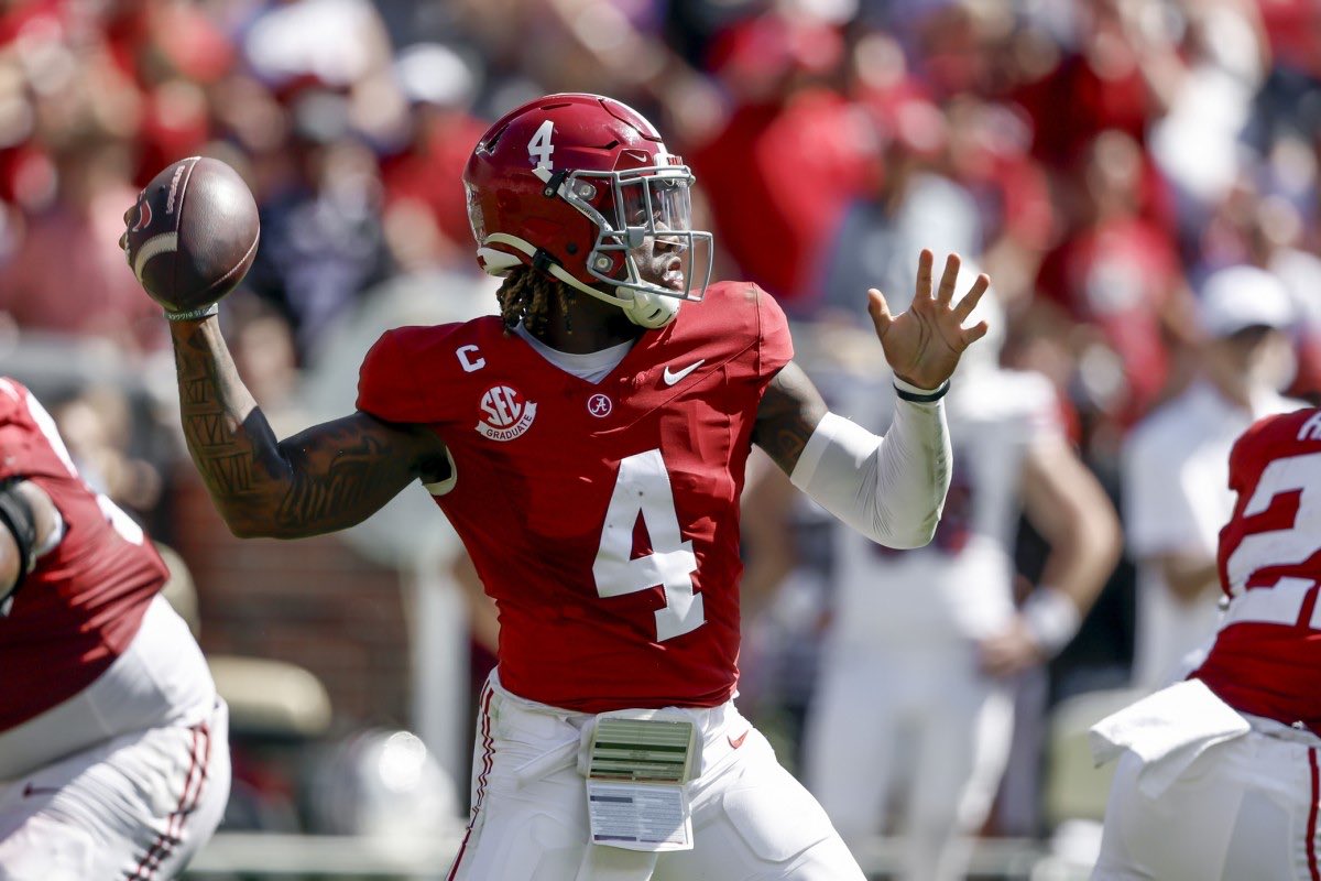 FinsXtra's tweet photo. 🚨 Miami Dolphins have met with Alabama QB Jalen Milroe. (@stclaudeii) #GoFins https://t.co/PQImvJ7q4r