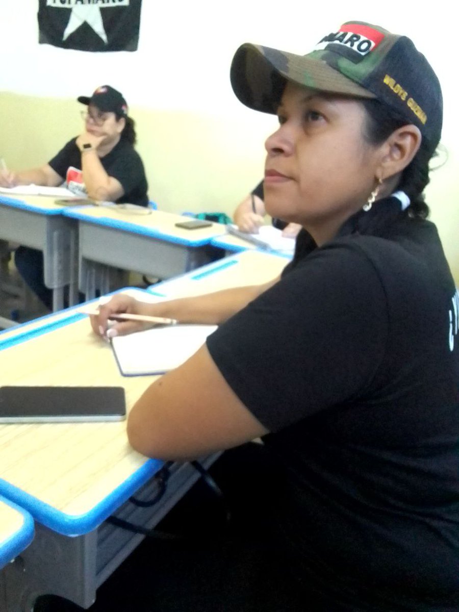 En el Edo. <a href="/MRTAragua/">MRT Aragua</a> nuestro camarada <a href="/Maldonado_tupa/">Jesús Maldonado</a> Secretario Nacional de Propaganda y Comunicación desarrolló taller de Creación de Contenido Audiovisual para la militancia y combatir al enemigo imperial.

¡Ante la guerra cognitiva, propaganda revolucionaria!