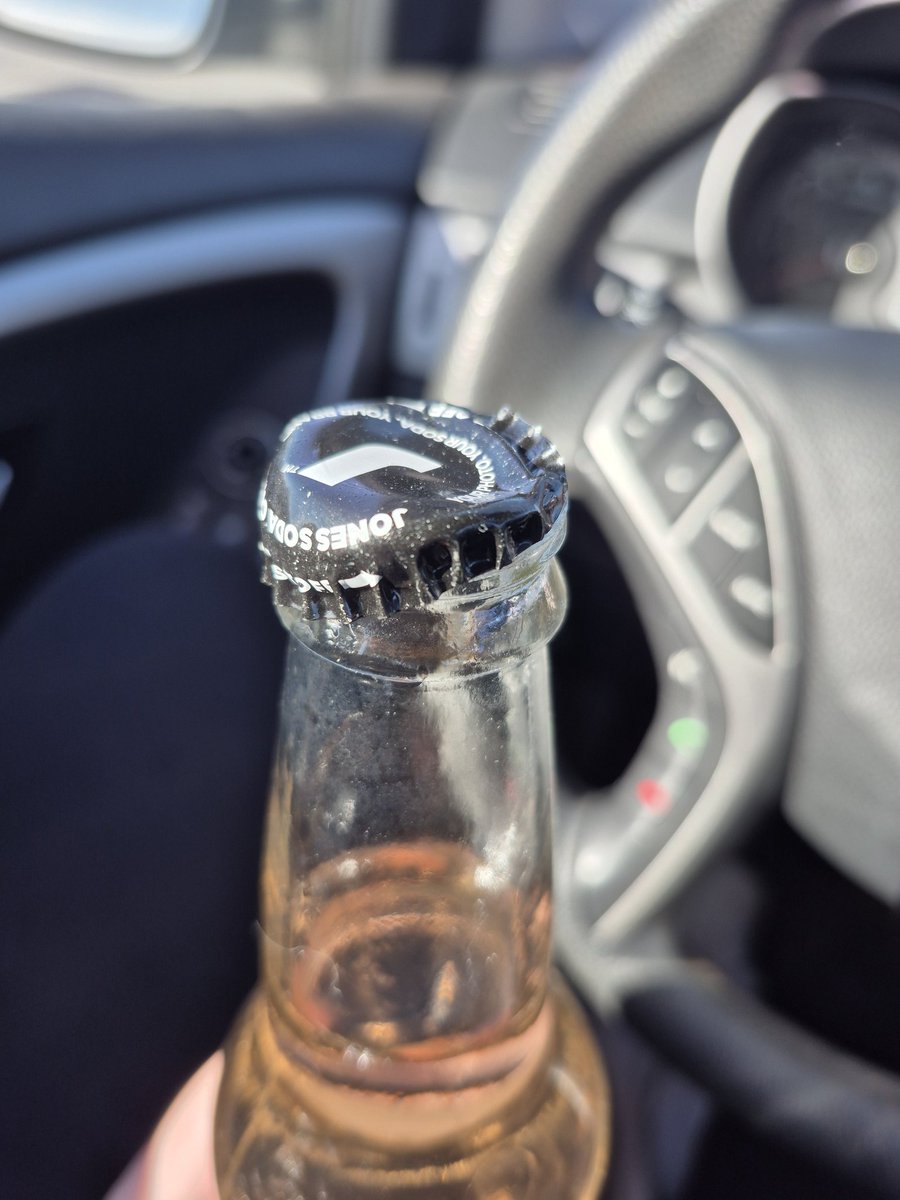 DeadpanSnail's tweet photo. Found this funky cap on a Jones soda thought it was neat, it was cream soda but I guess it molded or something, I didn't drink it and disposed of the liquid safely but kept the bottle and the cap https://t.co/BbkXM70Xrr