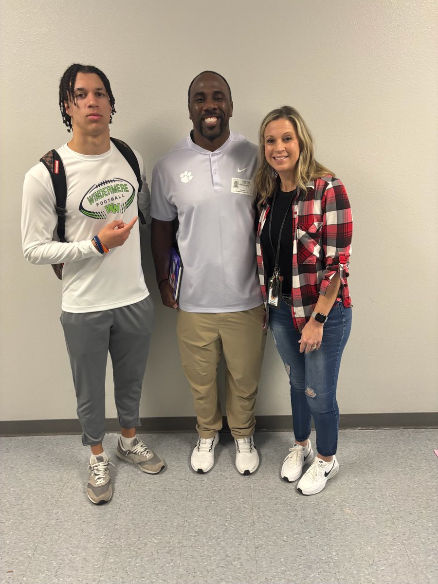 CJ Bronaugh (@bronaughcj) on Twitter photo Just want to thank @cjspiller for stopping into school to visit me <a href="/The_Real_Dabo/">Dabo Swinney</a> <a href="/CUCoachReed/">Michael Reed</a> <a href="/KieleyBronaugh/">Kieley Bronaugh</a> <a href="/CoachSmith100/">Coach Smith</a> <a href="/karlos_sr/">Karlos Williams Sr. (Coach Los)</a> <a href="/Andrew_Ivins/">Andrew Ivins</a> @On3Recruits <a href="/Wi_llTate/">Will Tate</a> <a href="/Rivals/">Rivals</a> <a href="/FLVarsityRivals/">FlaVarsity</a> <a href="/CenFLAPreps/">Central Florida Preps</a> <a href="/DanLaForestFB/">Dan LaForest 🏈</a> <a href="/PrepRedzoneFL/">Prep Redzone Florida</a> Just want to thank @cjspiller for stopping into school to visit me <a href="/The_Real_Dabo/">Dabo Swinney</a> <a href="/CUCoachReed/">Michael Reed</a> <a href="/KieleyBronaugh/">Kieley Bronaugh</a> <a href="/CoachSmith100/">Coach Smith</a> <a href="/karlos_sr/">Karlos Williams Sr. (Coach Los)</a> <a href="/Andrew_Ivins/">Andrew Ivins</a> @On3Recruits <a href="/Wi_llTate/">Will Tate</a> <a href="/Rivals/">Rivals</a> <a href="/FLVarsityRivals/">FlaVarsity</a> <a href="/CenFLAPreps/">Central Florida Preps</a> <a href="/DanLaForestFB/">Dan LaForest 🏈</a> <a href="/PrepRedzoneFL/">Prep Redzone Florida</a>