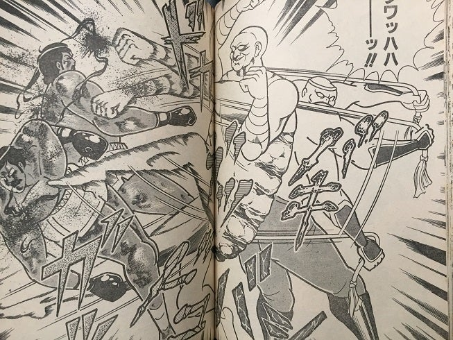 「闘将拉麺男」世界の拳法使いたち・・・
「ラケットでところてんにする」
「背中越しに操り人形でボコボコにする」
「鐘を頭に被せてガンガン突いて殺す」などなど・・・ 