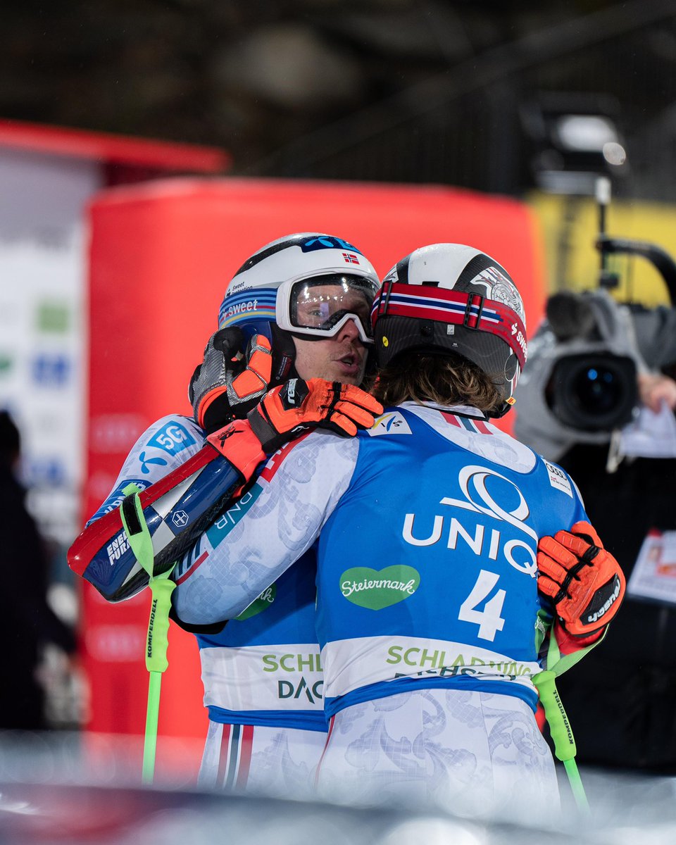 Great with a podium finish yesterday, and just not fast enough today 🐢💨 Been a couple of hectic days, but that’s what we live for. Huge congratulations to Sander Steen Olsen and Timon Haugan on their Schladming wins 🇳🇴🙌🏻

📸: Van Deer

#P3/P8
#thevandeerredbullway