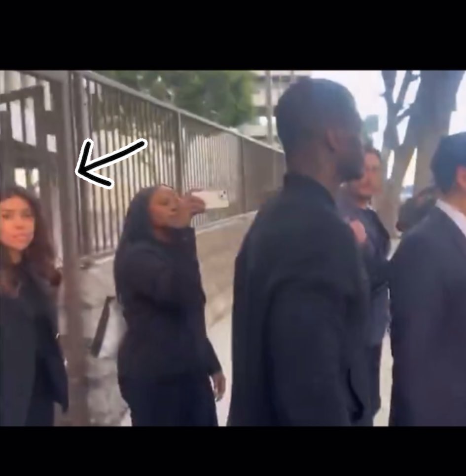 imadriienne's tweet photo. #ASAPROCKY #ASAPRocky #ASAPRockyTrial 

so wait‼️ 

alleged victim, Terell Ephron aka A$AP Relli has got the #DeppTeam as his lawyers huh? 

some Ben &amp; Camille on his side?😏🤭 

👇🏼👇🏼👇🏼👇🏼 https://t.co/6JttiNcel5