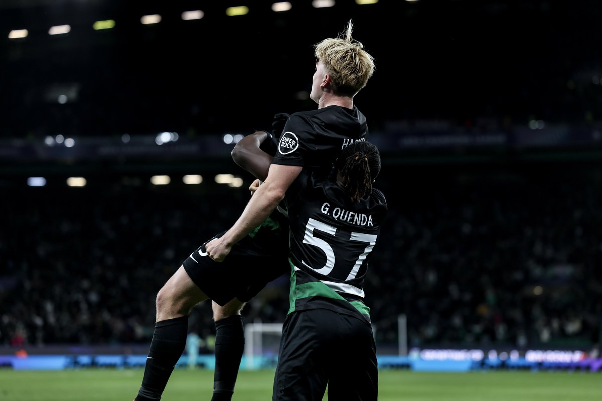 SportingCP's tweet photo. Lutar até ao fim 💪 #SCPBOL #UCL https://t.co/WwFJyOxntO