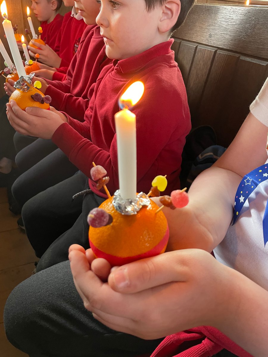 Snape Primary School (@snapeschool) on Twitter photo Learning about what Christingles mean to Christians at our local Church....and making our own ones too <a href="/BrittenPears/">Britten Pears Arts</a> <a href="/EADT24/">East Anglian Daily Times</a> <a href="/Schools_Trust/">Kingfisher</a> Learning about what Christingles mean to Christians at our local Church....and making our own ones too <a href="/BrittenPears/">Britten Pears Arts</a> <a href="/EADT24/">East Anglian Daily Times</a> <a href="/Schools_Trust/">Kingfisher</a>