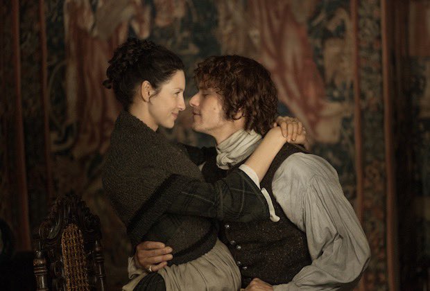 Daylightttdream's tweet photo. I love when they stare at each other 🥹 #outlander https://t.co/gtgmHvA2K4