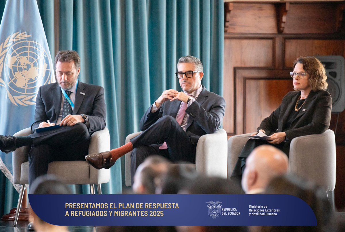 CancilleriaEc's tweet photo. .@CancilleriaEc @ACNUR_es y @OIMEcuador presentan Plan de Respuesta a Refugiados y Migrantes 2025 Capítulo🇪🇨, cuyo objetivo es apoyar la gestión en movilidad humana del Gobierno Nacional con programas de cooperación que atiendan las necesidades de esa población. https://t.co/CmwufHzDZb