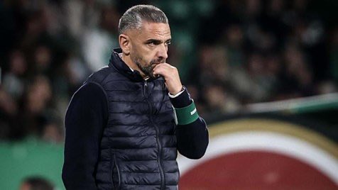 Já percebeu que o Esgaio não é para meter.

Bem, meu míster!