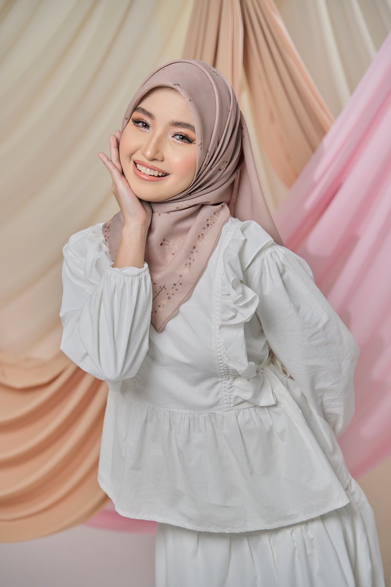 Color pastel macamni memang nampak soft bila pakai 🎀🩷