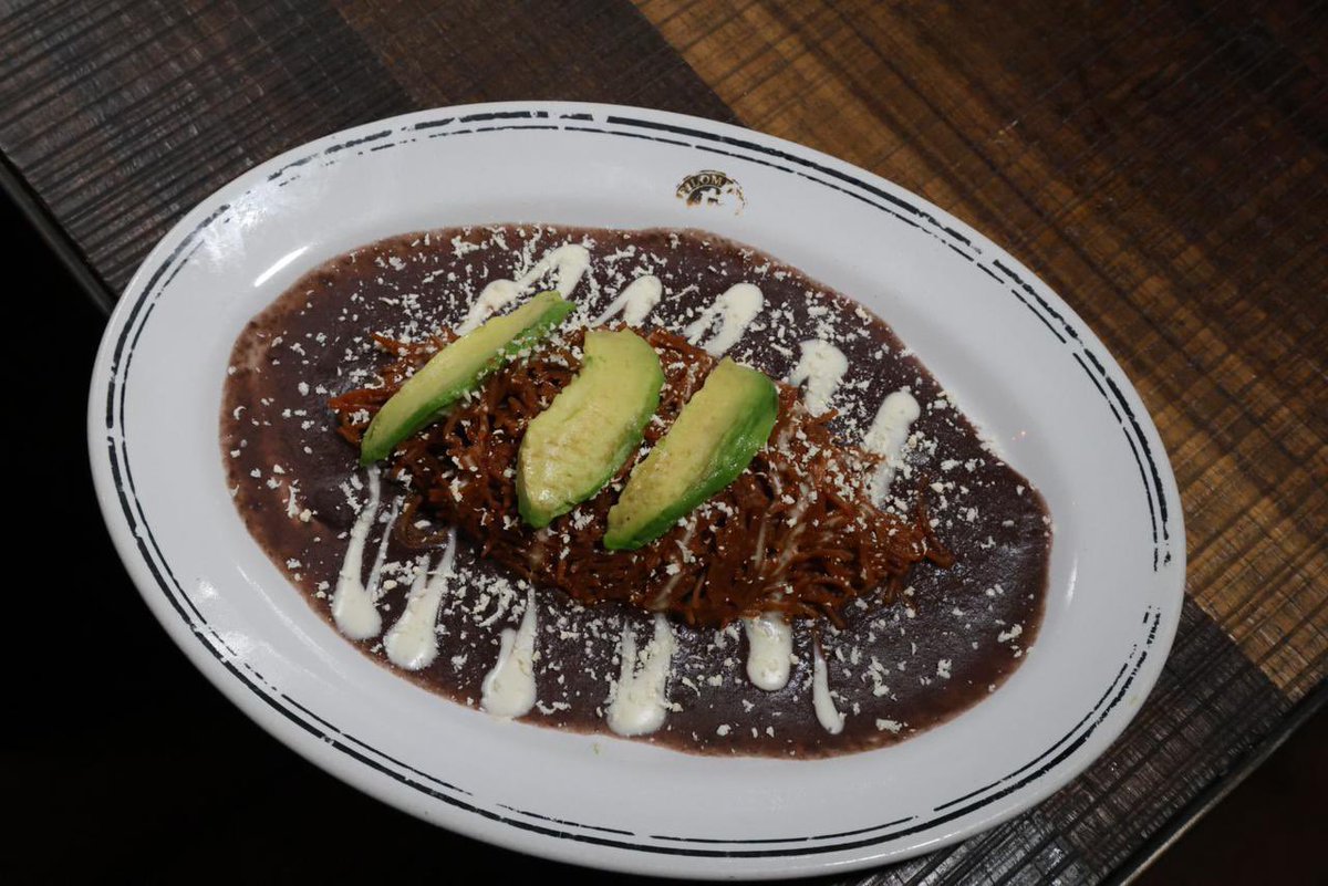 Paisajes nevados, deportes invernales y arte de <a href="/AspenSnowmass/">Aspen Snowmass</a> se fusionaron con las creaciones de los chefs Alfredo González y Cristian Hernández en Gran Cantina Filomeno. Un maridaje perfecto entre aventura y gastronomía.