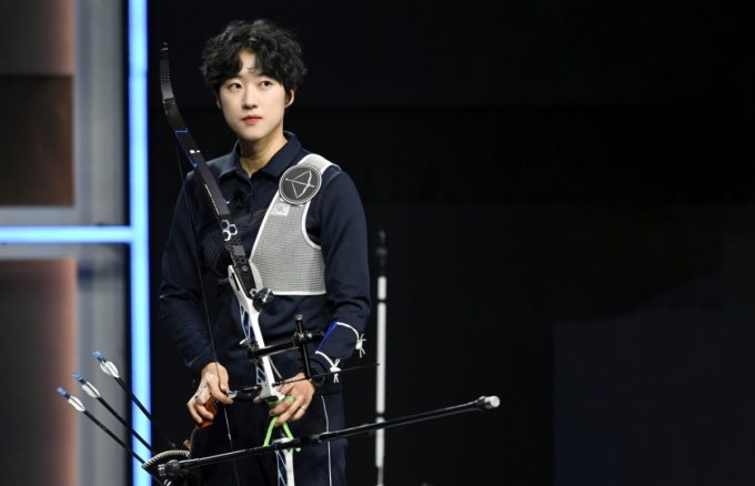 rainier010227's tweet photo. 더 줘 진짜 제발 좋은말로할때 https://t.co/YQhnU14eIQ