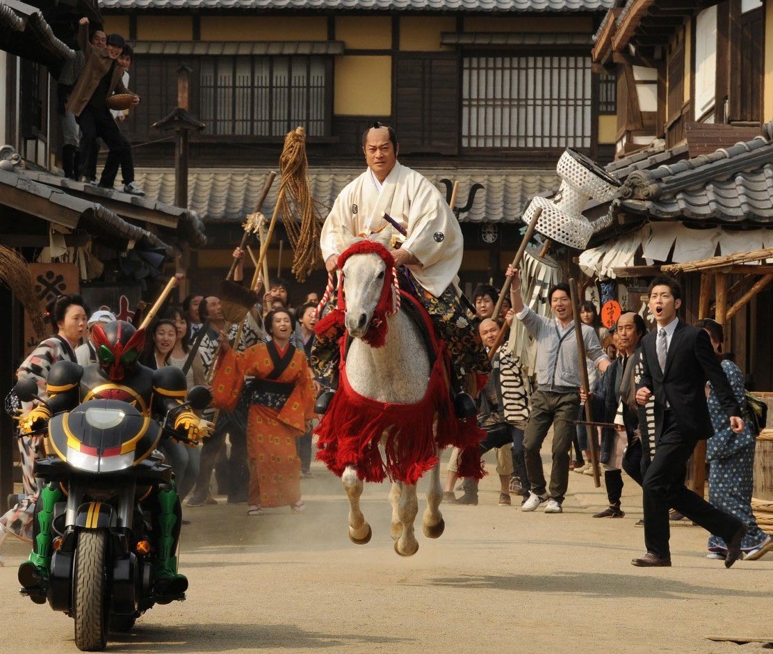 これより忙しい画像出したら優勝