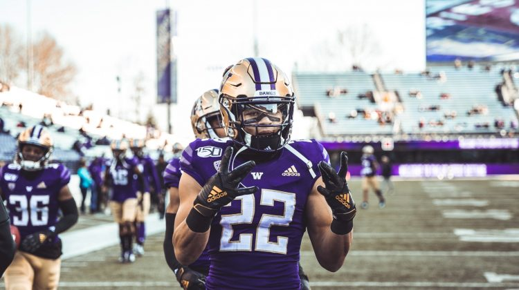 D. B. U. ☔️