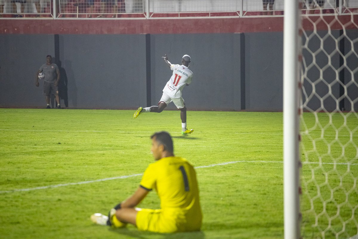 joaoficial00's tweet photo. "Aqueles que confiam em Deus, o Senhor, são como o monte Sião, que não pode ser abalado, mas continua sempre firme." Salmos 125:1 🙌🏿🔥🙏🏻 https://t.co/82PF3Keexy