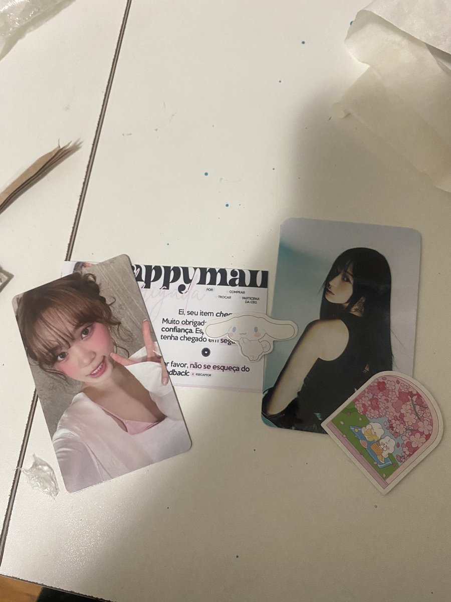 feedback super positivo para <a href="/rsecaptor/">౨ৎ</a>!! que me vendeu esse photocard da chaewon super lindo e bem embalado! chegou em segurança e bem rapidinho! muito obrigada!! 💘🫶🏻