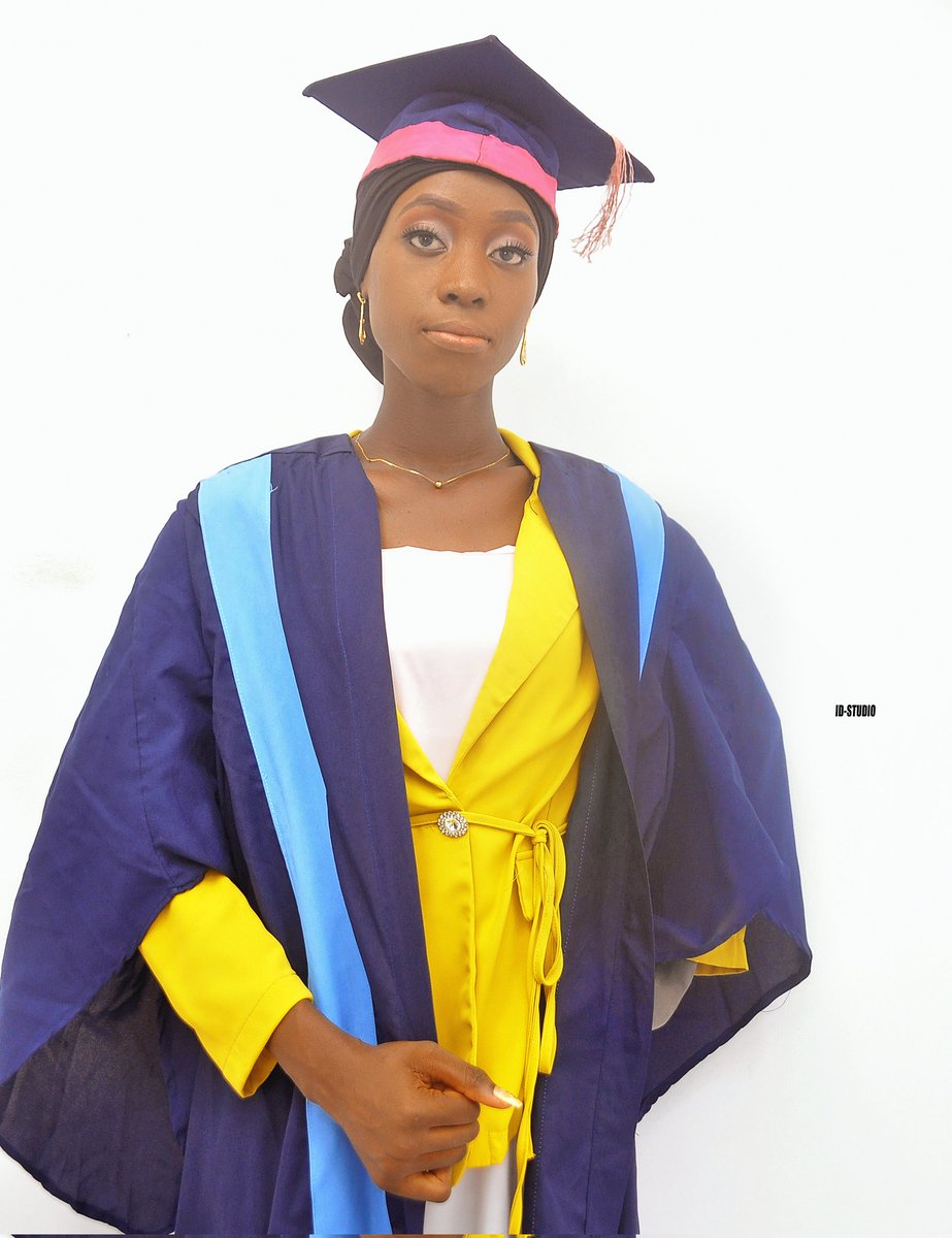 I wrote my first JAMB at 14.
Then, I got admission into the university at 15.
Finally, I graduated at 19.
Alhamdullilahi
#OOUConvocation #34thOOUCONVOCATION #OOU #Graduate