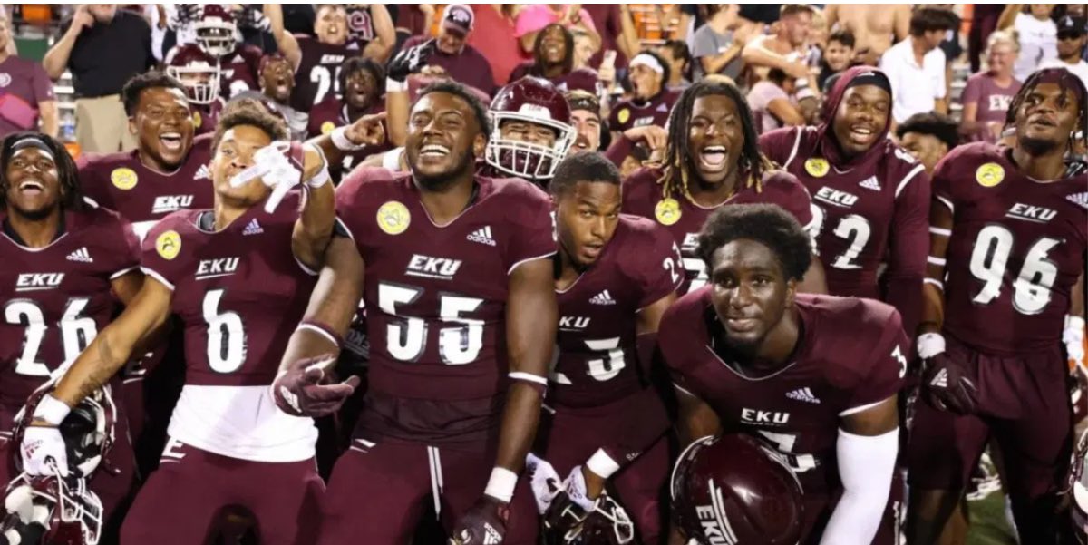 Michael_Hassell (@mikehassell20) on Twitter photo 🏈 After an amazing conversation with <a href="/CoachMathies/">Eric Mathies</a> , I'm extremely excited to announce that I've received another offer! 🎉 Grateful for this opportunity and ready to take my game to the next level! #Blessed <a href="/joe_spears7/">Joe Spears🏈🏀</a> <a href="/CSmithScout/">Chris Smith</a> <a href="/CoachEdSanders/">Ed Sanders</a> <a href="/FRAathletics/">FRA Athletics</a> 🏈 After an amazing conversation with <a href="/CoachMathies/">Eric Mathies</a> , I'm extremely excited to announce that I've received another offer! 🎉 Grateful for this opportunity and ready to take my game to the next level! #Blessed <a href="/joe_spears7/">Joe Spears🏈🏀</a> <a href="/CSmithScout/">Chris Smith</a> <a href="/CoachEdSanders/">Ed Sanders</a> <a href="/FRAathletics/">FRA Athletics</a>