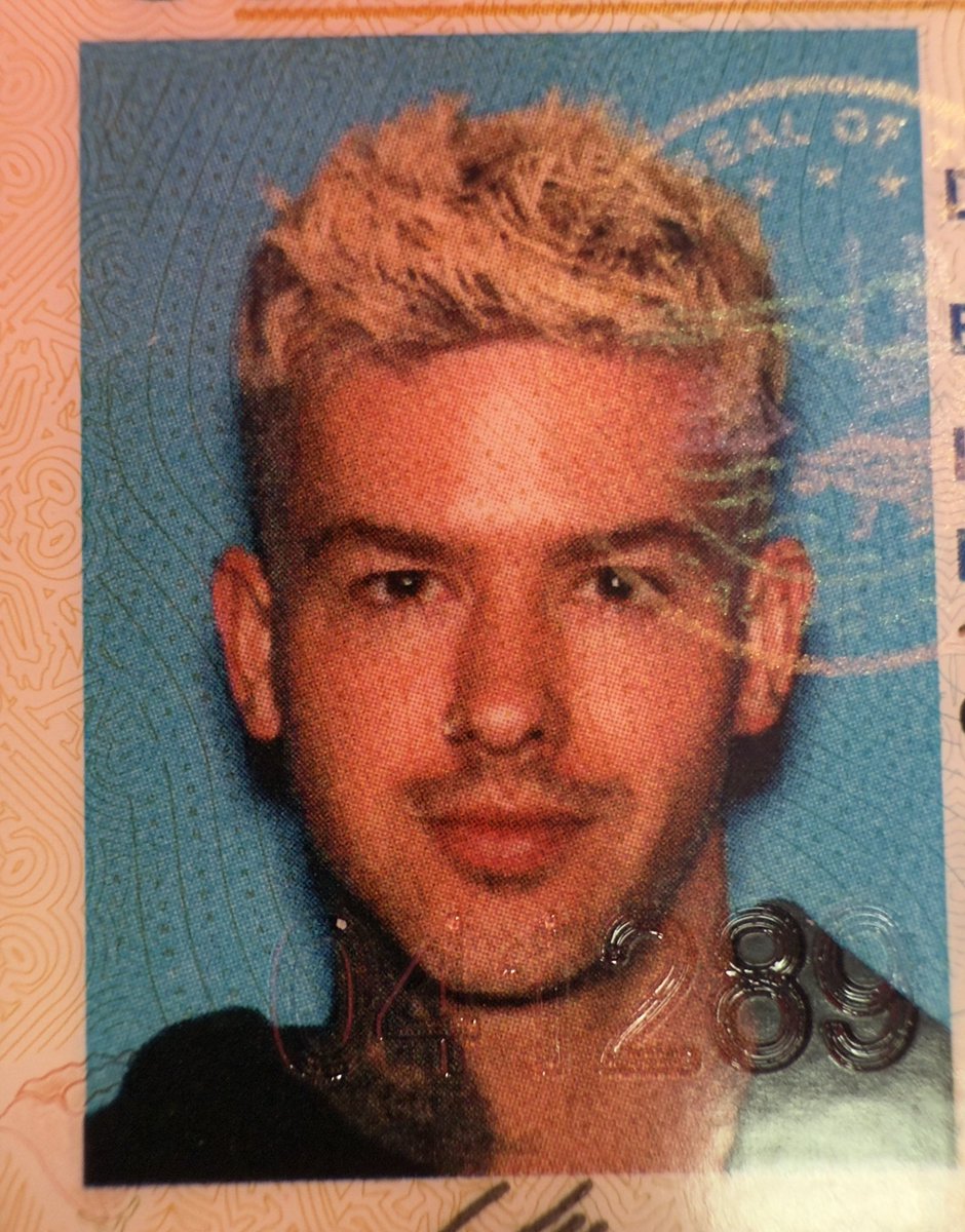 holytravis (@travismills) on Twitter photo 