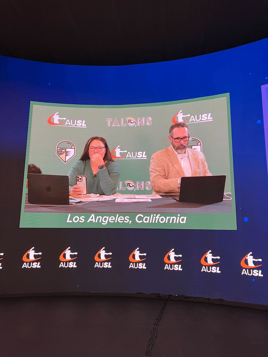 big time coaches ready to draft some big time players 🥎

#AUSL