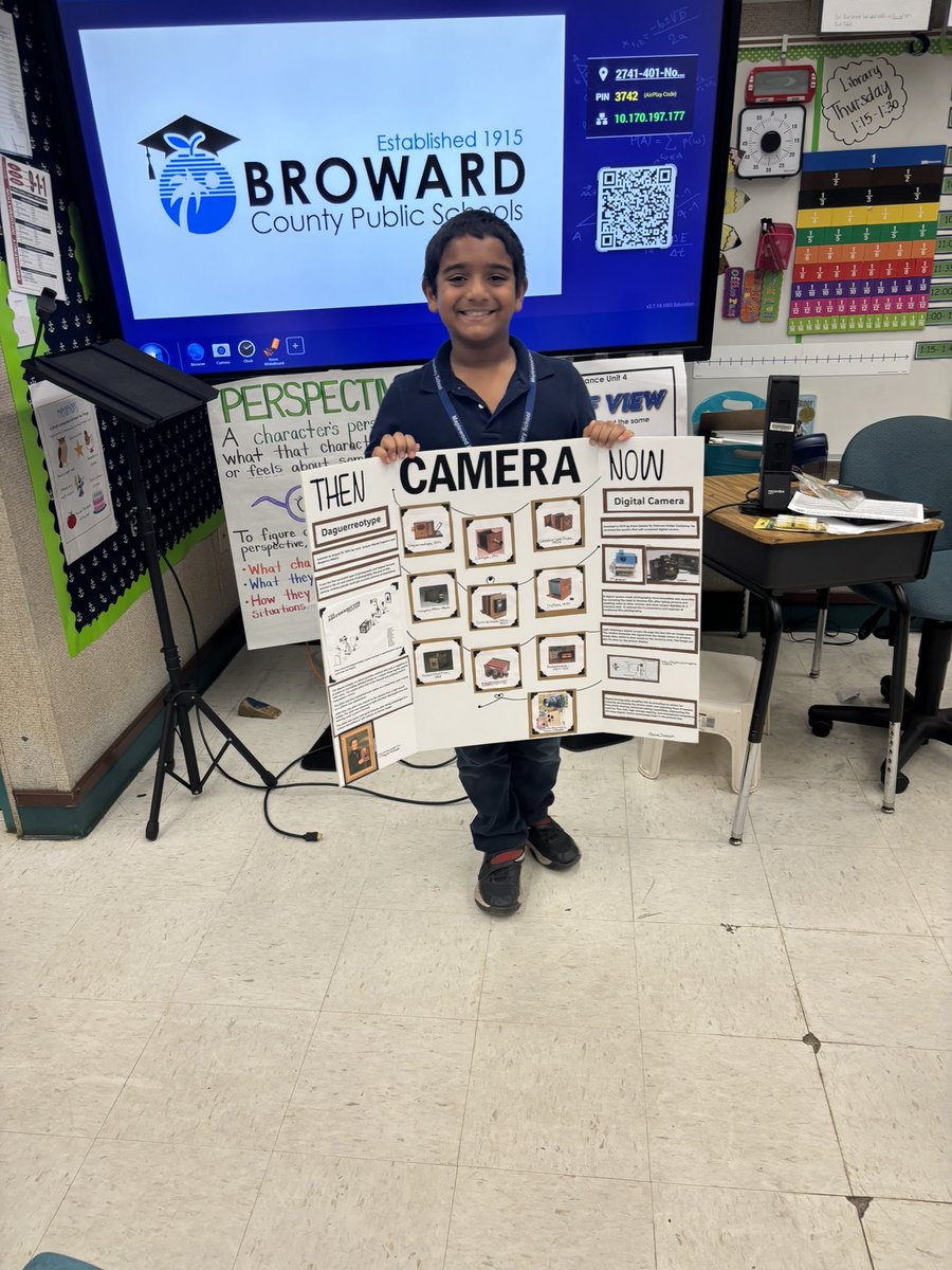 orr_ap's tweet photo. So proud of our third grade scholars who researched and presented on the topic: Technology then and now. Job well done🎉
#learningandgrowingtogether
@DirMWS https://t.co/ygos2kCgX4