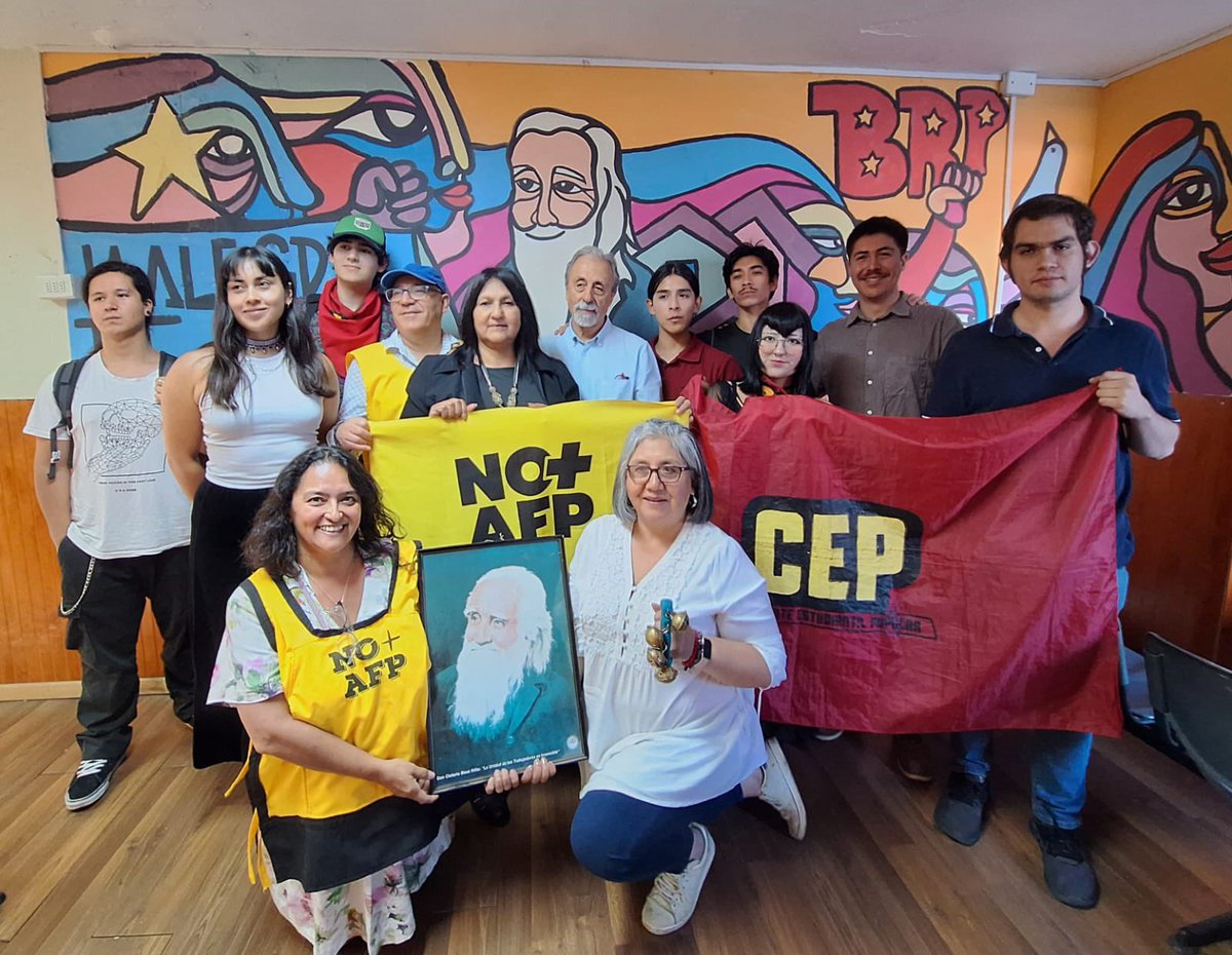 Muy fructífero el día en TEMUCO, con reuniones con dirigentes de la <a href="/Fesir_Tco/">Federacion Sindicatos del Retail</a> , con los pensionados en la Cumpemchi y conversatorio con jóvenes en la <a href="/anefaraucania/">ANEF ARAUCANIA</a> 

La recuperación de #SeguridadSocialParaChile y terminar con el negocio de las AFP con nuestros salarios, es una