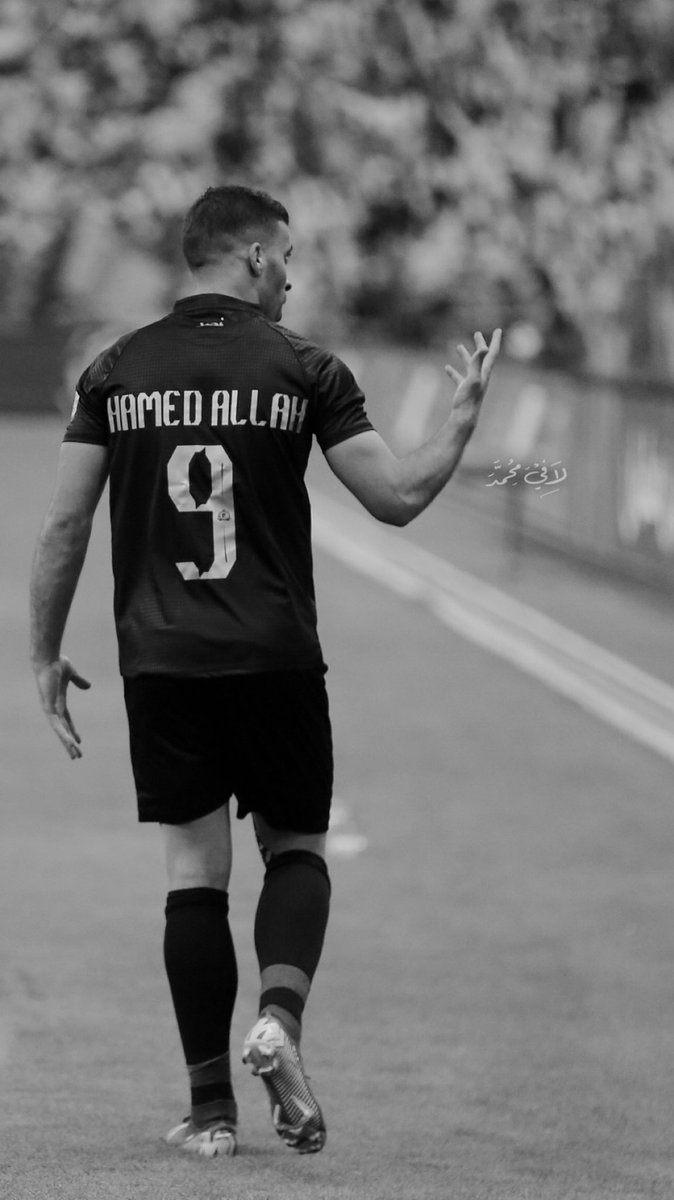 والله لو تدفع مال قارون ماتعوضه يانصراوي 
الرقم تسعه من بعده ثقيييييييل