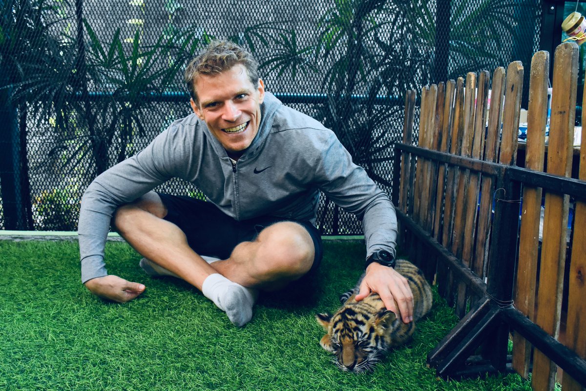 Dr. Julian Hosp tweet media