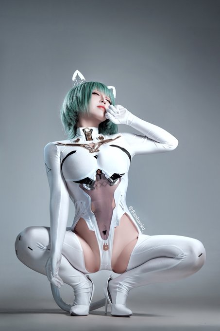 コスプレイヤー半半子のTwitter画像5