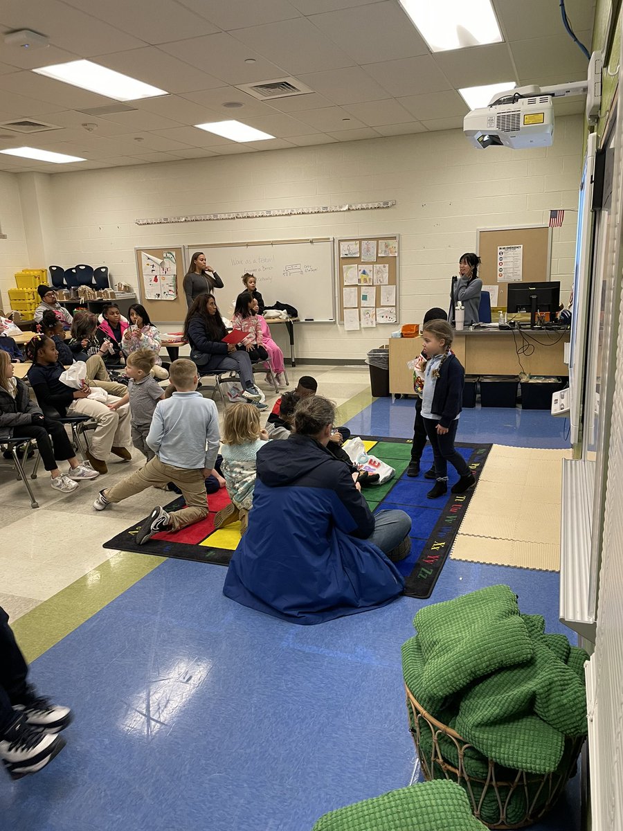 JessupESAACPS's tweet photo. Literacy Night was a packed house! Thank you to everyone who came out tonight! Thank you Ms. Shanks and Ms. Kellett for hosting a wonderful night of reading! You are #aacpsawesome #belonggrowsucceed https://t.co/qvh2q8UCRa