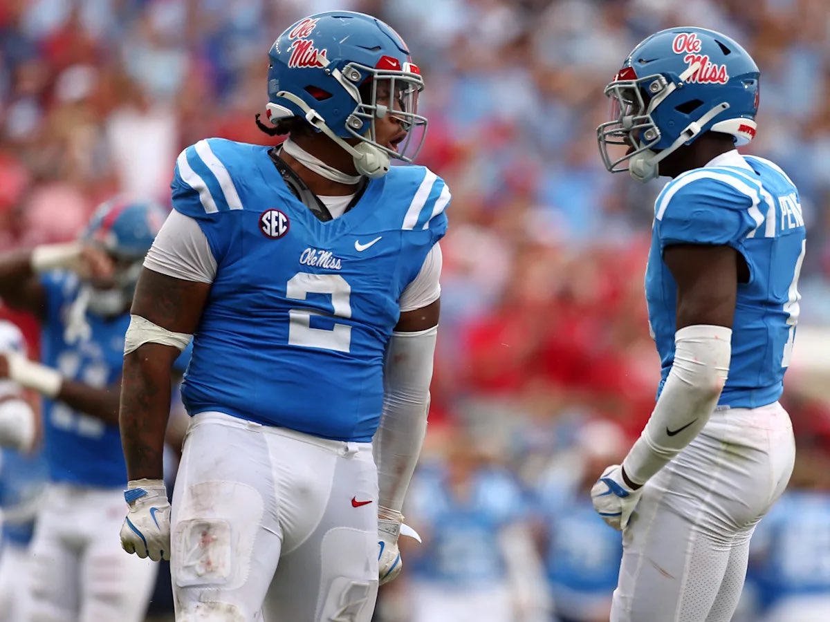 Amari “Huncho” Vickerson (@iam_amari99) on Twitter photo After a great conversation I’ve been overly excited and grateful to receive an offer to OleMiss University #HottyToddy <a href="/AllenTrieu/">Allen Trieu</a> <a href="/WRAB50/">William Blaylock</a> <a href="/Coach_Ware/">Brian Ware</a> <a href="/SWiltfong_/">Steve Wiltfong</a> <a href="/alexm_brown/">Alex Brown</a> <a href="/JGonzalesJr10/">Julio Gonzales Jr.</a> <a href="/CoachGarrisonOL/">John Garrison</a> <a href="/J_Hines74/">Jacob Hines</a> <a href="/rashadbobino44/">rashad bobino</a> <a href="/VickersonKevin/">Kevin Vickerson Sr</a> <a href="/PrepRedzoneTX/">Prep Redzone Texas</a> After a great conversation I’ve been overly excited and grateful to receive an offer to OleMiss University #HottyToddy <a href="/AllenTrieu/">Allen Trieu</a> <a href="/WRAB50/">William Blaylock</a> <a href="/Coach_Ware/">Brian Ware</a> <a href="/SWiltfong_/">Steve Wiltfong</a> <a href="/alexm_brown/">Alex Brown</a> <a href="/JGonzalesJr10/">Julio Gonzales Jr.</a> <a href="/CoachGarrisonOL/">John Garrison</a> <a href="/J_Hines74/">Jacob Hines</a> <a href="/rashadbobino44/">rashad bobino</a> <a href="/VickersonKevin/">Kevin Vickerson Sr</a> <a href="/PrepRedzoneTX/">Prep Redzone Texas</a>