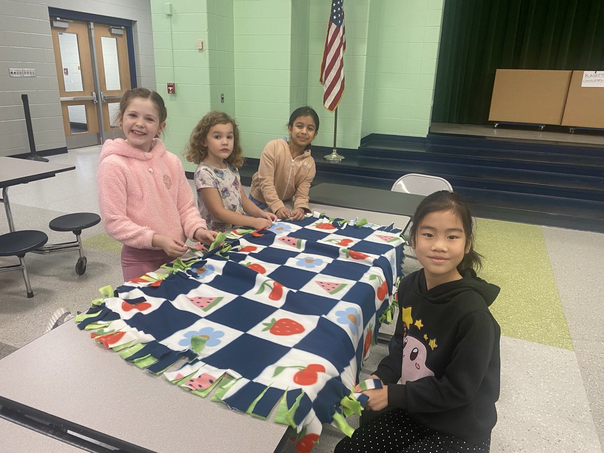 Mrs. Duffer tweet media