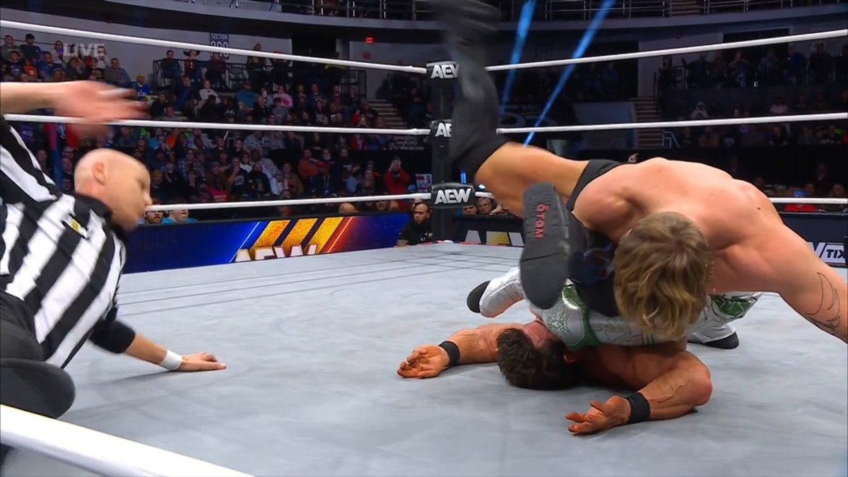 WillOspreayCOM's tweet photo. #WillOspreay #AerialAssassin #BillyGoat #AEW #AEWDynamite #AEWonMax
@WillOspreay https://t.co/6aiAiWSOAi