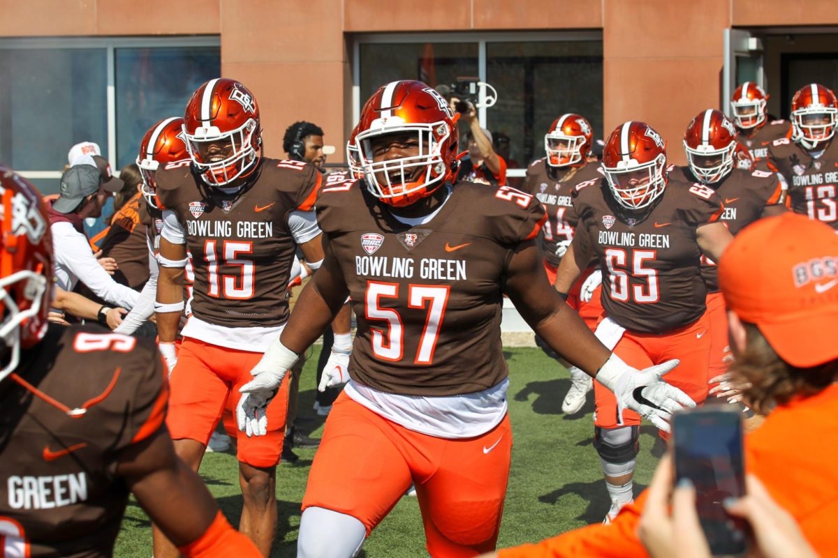 Rising Stars (@jerryrecruiting) on Twitter photo West Boca (FL) 26’ OC <a href="/DeCarloAlvarez/">DeCarlo Alvarez</a> (6-2, 305), a student at Rise Preparatory Academy, picks up first FBS offer from Bowling Green via <a href="/CoachBWhite7/">Coach Brian White</a>
Note: Álvarez sports a 4.08 NCAA GPA. West Boca (FL) 26’ OC <a href="/DeCarloAlvarez/">DeCarlo Alvarez</a> (6-2, 305), a student at Rise Preparatory Academy, picks up first FBS offer from Bowling Green via <a href="/CoachBWhite7/">Coach Brian White</a>
Note: Álvarez sports a 4.08 NCAA GPA.