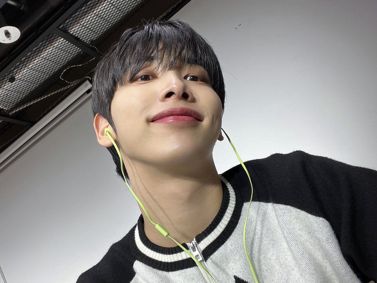 AIMERS_members's tweet photo. [#승현]

명절 잘 보냈나요 에이밍?

#에이머스 #AIMERS #SEUNGHYUN https://t.co/15rtdAG6J3