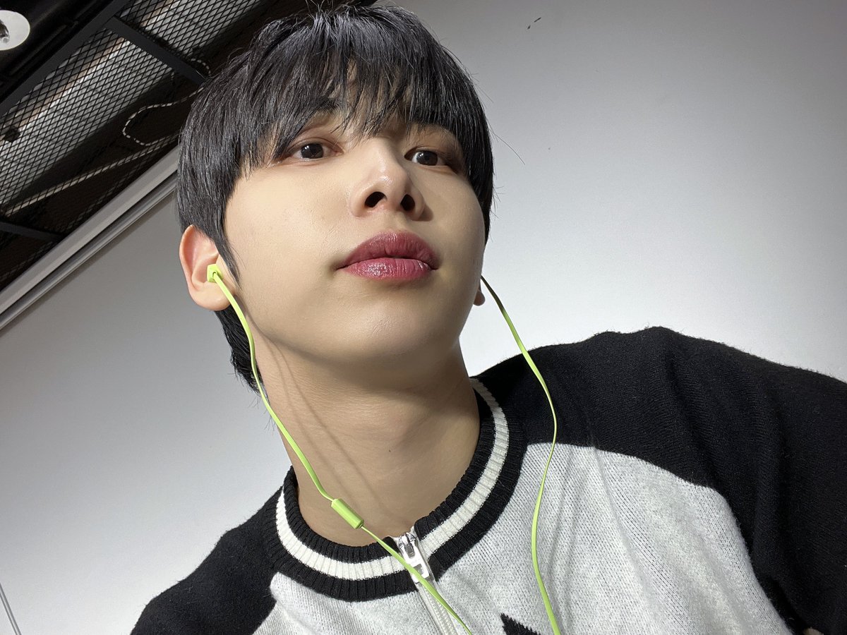 AIMERS_members's tweet photo. [#승현]

명절 잘 보냈나요 에이밍?

#에이머스 #AIMERS #SEUNGHYUN https://t.co/15rtdAG6J3