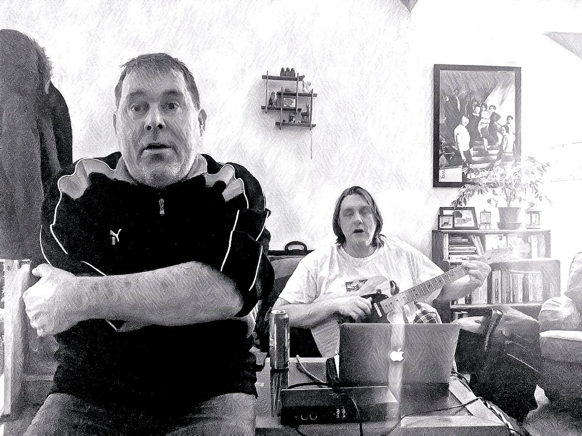 Hap a Damwain (@hapadamwain) on Twitter photo Nol iddi'n galed yn y tyrrau heno. EP 'Hunllefau' yn cymryd siap Nol iddi'n galed yn y tyrrau heno. EP 'Hunllefau' yn cymryd siap