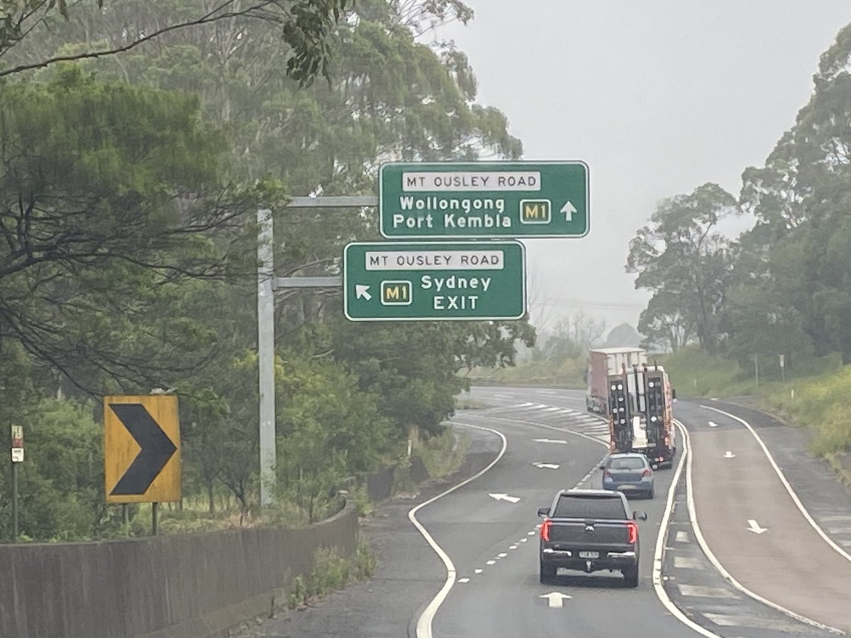 p_terg's tweet image. #Latergram #NotFacebook 1/5
Had driven an hour; was called to say the outing (for which I had traveled) was cancelled. This is 30min out
Also, what is an Adult Warehouse?
Warilla Beach 
Little Lake, Barrack Point