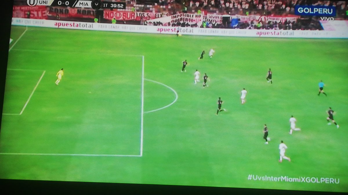 JessSalasRodas2's tweet photo. @GOLPERUoficial #UvsInterMiamiXGOLPERU saludos desde surco dale U para todo la vida https://t.co/aCad4TSiVS