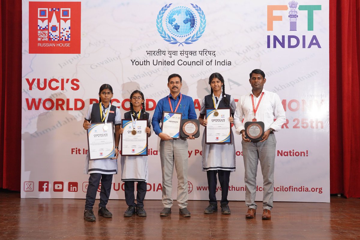 YUCIindia's tweet photo. Honoring Excellence! YUCI's World Record Award Ceremony shines spotlight on exceptional students, teachers &amp; principals! Thanks to Russian Cultural Centre for their support! 

#YUCIWorldRecord #yucinidia #AwardCeremony #India #yuci #RussiaIndiaCollaboration https://t.co/mpD94zXvpS