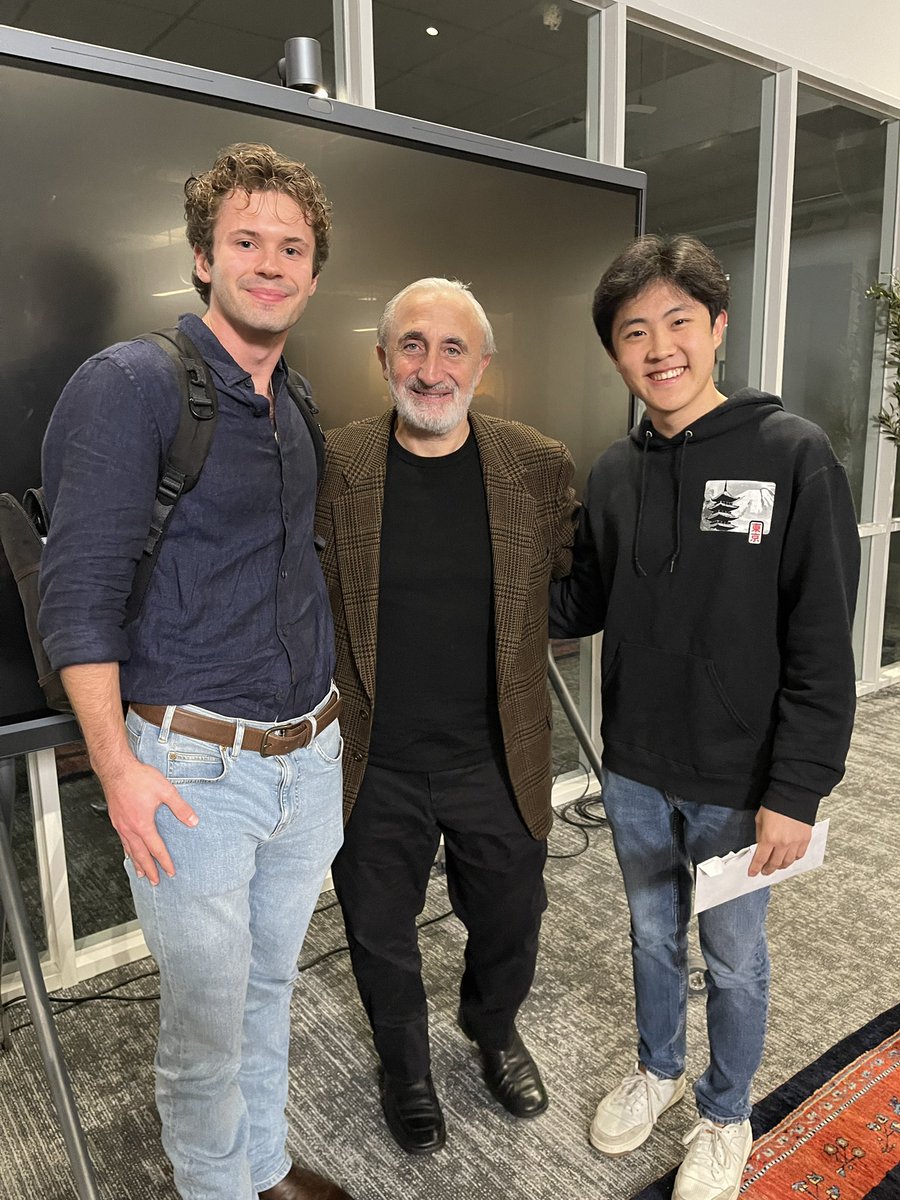 Hayden Kress tweet media